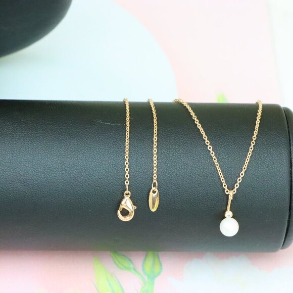 "Elegant Rose Gold Necklace with Pearl Drop and Adjustable Chain, XPNL1875 - Picture 6 of 12